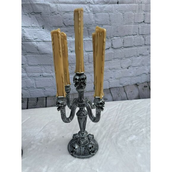 SPIRIT HALLOWEEN LED Skull Candelabra set of 2 - Picture 3 of 8